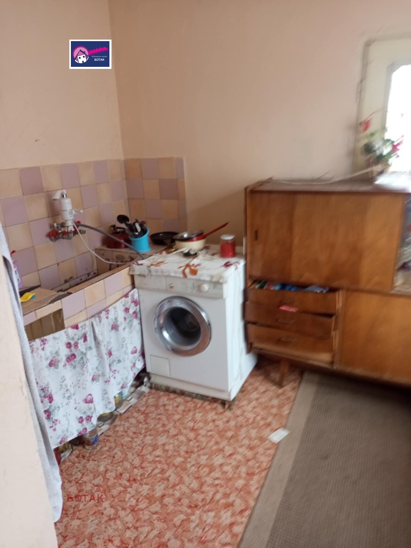 Продава КЪЩА, с. Добровница, област Пазарджик, снимка 10 - Къщи - 52386734