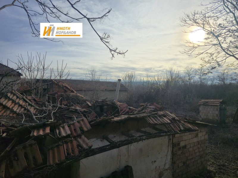 Продава КЪЩА, с. Обединение, област Велико Търново, снимка 14 - Къщи - 52722168