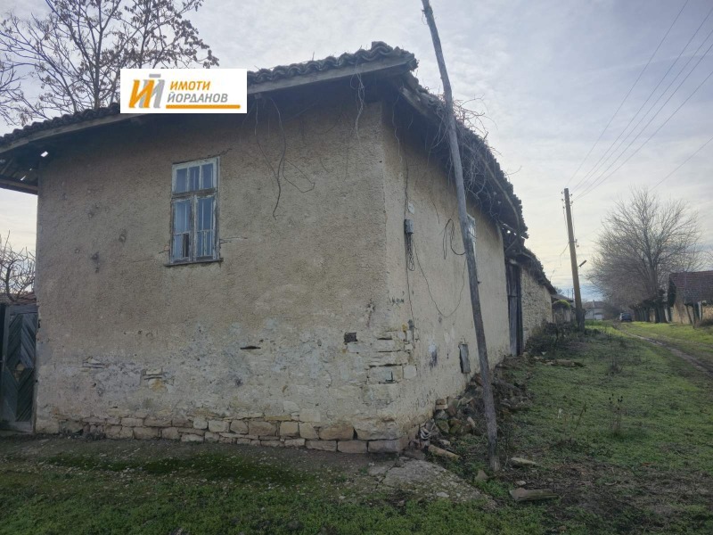 Продава КЪЩА, с. Обединение, област Велико Търново, снимка 2 - Къщи - 52722168