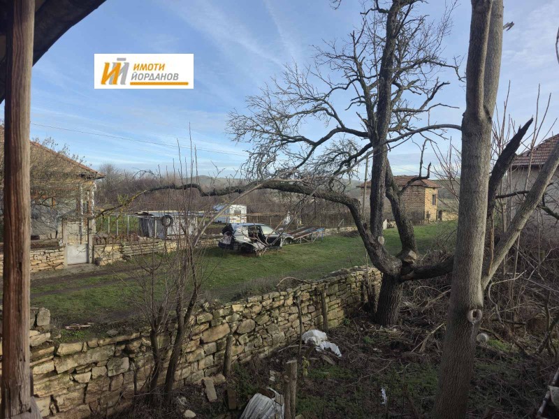 Продава КЪЩА, с. Обединение, област Велико Търново, снимка 15 - Къщи - 52722168