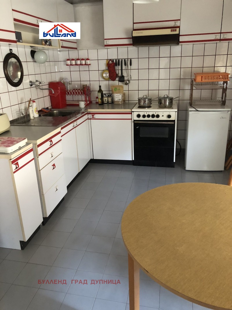 Продава КЪЩА, гр. Дупница, област Кюстендил, снимка 10 - Къщи - 53503908