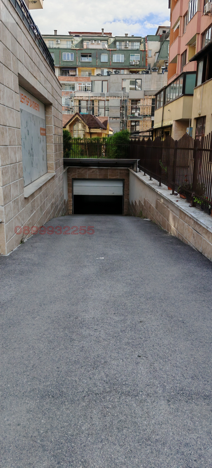 Продава ГАРАЖ, ПАРКОМЯСТО, гр. София, Бъкстон, снимка 3 - Гаражи и паркоместа - 54624560