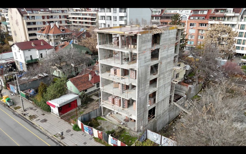 Продава 3-СТАЕН в град София, Банишора - 135 кв.м / 311 168 € » 608 591.71 лв., ЛУКСИММО