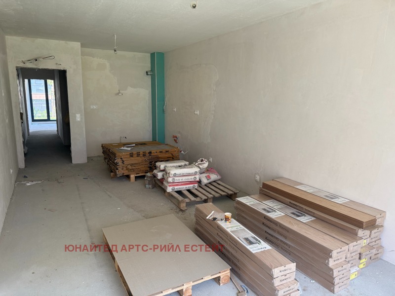 Na prodej  1 ložnice Sofia , Malinova dolina , 141 m2 | 95335228 - obraz [4]