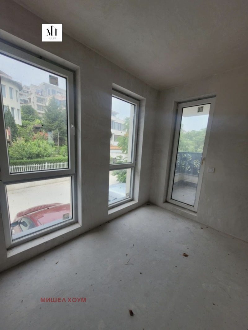 Продава  3-стаен град Варна , Бриз , 95 кв.м | 39882084 - изображение [10]