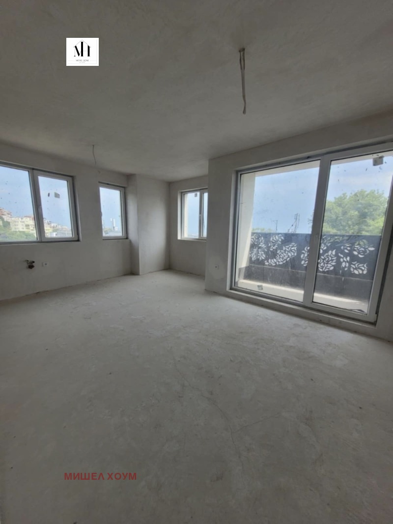 Продава  3-стаен град Варна , Бриз , 95 кв.м | 39882084 - изображение [2]