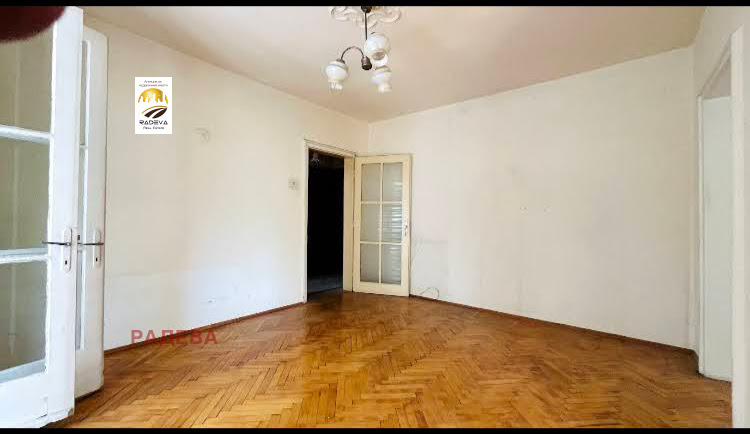 Продава 3-СТАЕН, гр. Русе, Център, снимка 3 - Апартаменти - 54745079