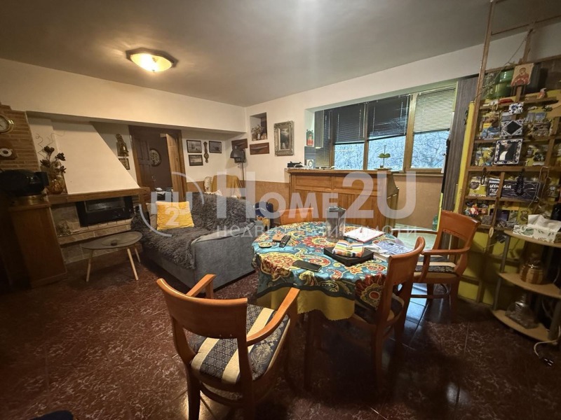 Продава 3-СТАЕН, гр. Варна, Окръжна болница-Генерали, снимка 2 - Апартаменти - 53235724