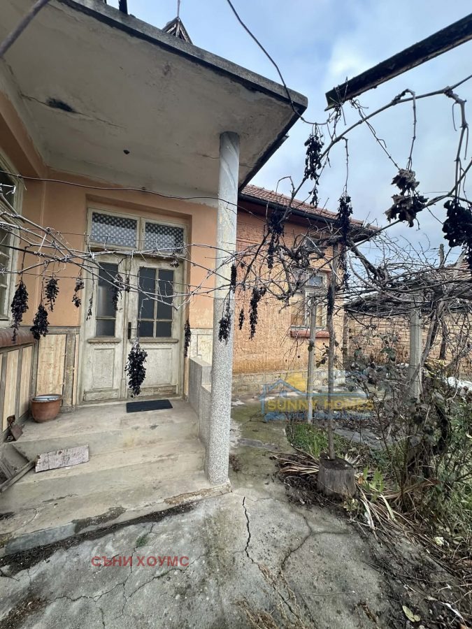 Продава КЪЩА, с. Драганово, област Велико Търново