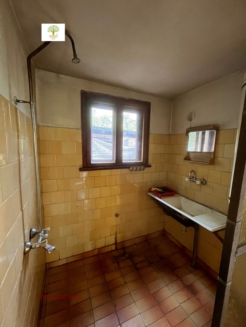 Продава  Къща област Враца , гр. Мездра , 132 кв.м | 81983460 - изображение [9]