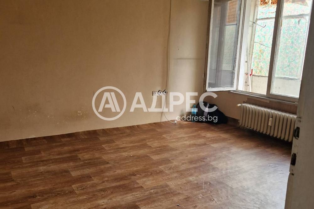 Продава 2-СТАЕН, гр. София, Хиподрума