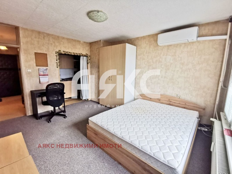 Продава 1-СТАЕН в град София, Сухата река - 38 кв.м / 110 000 € » 215 141.30 лв., АЯКС НЕДВИЖИМИ ИМОТИ