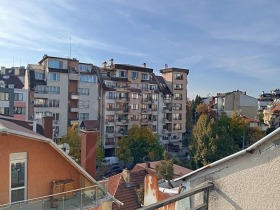 Casita Reduta, Sofia 1