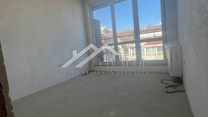 Продава  3-стаен град Варна , Левски 1 , 86 кв.м | 31193588 - изображение [11]