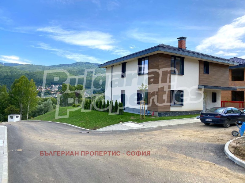 Продава КЪЩА, с. Владая, област София-град, снимка 9 - Къщи - 48859513