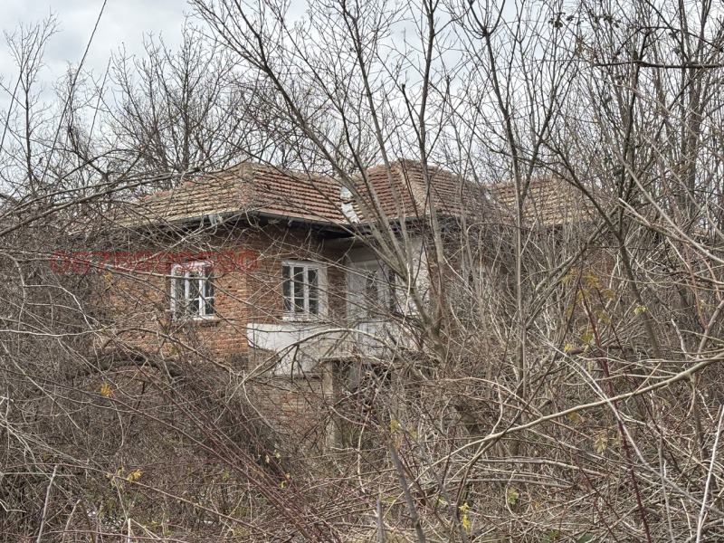 Продава КЪЩА, с. Аспарухово, област Варна