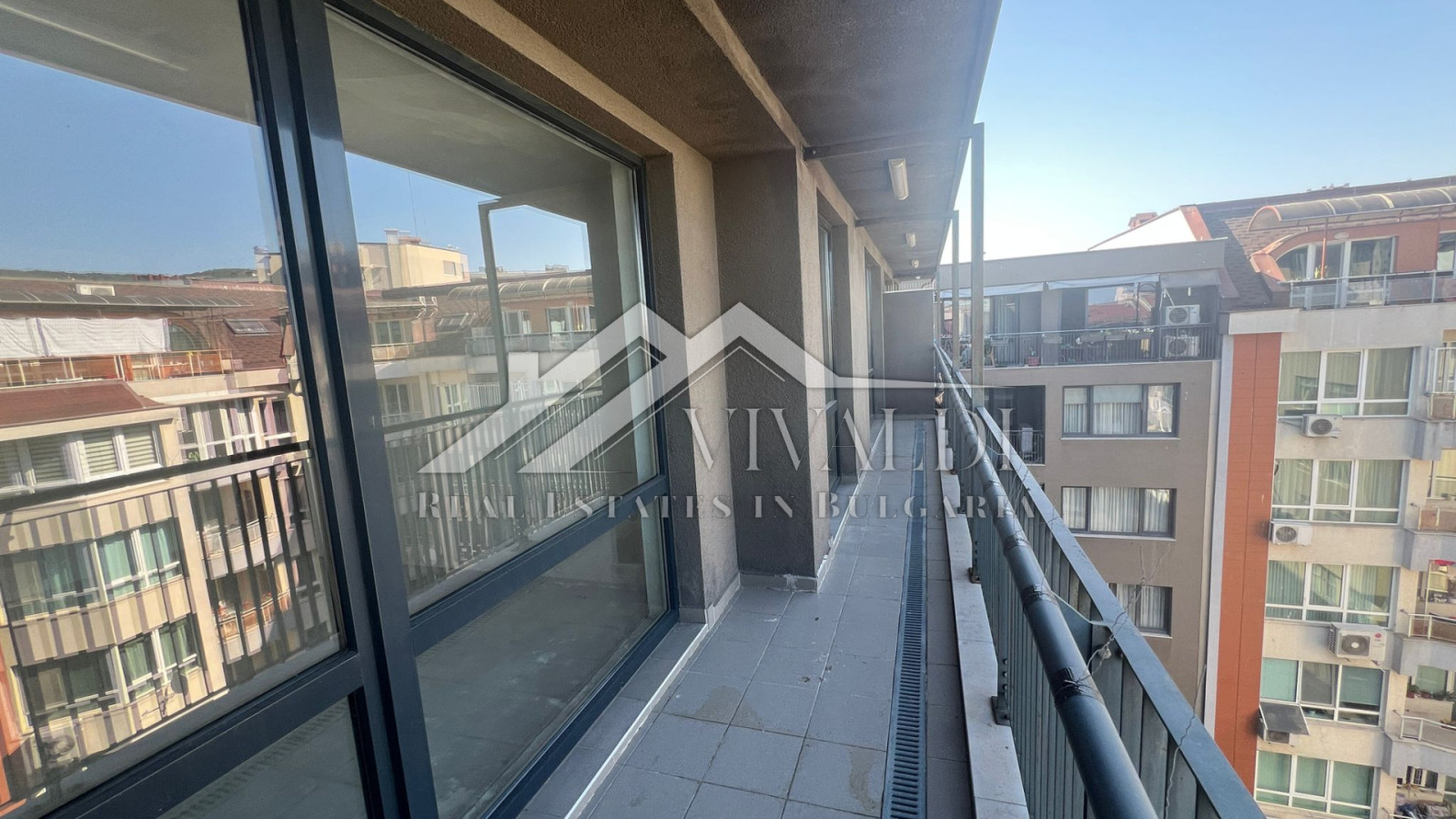 Продава 3-СТАЕН, гр. Варна, Левски 1, снимка 2 - Апартаменти - 50799774