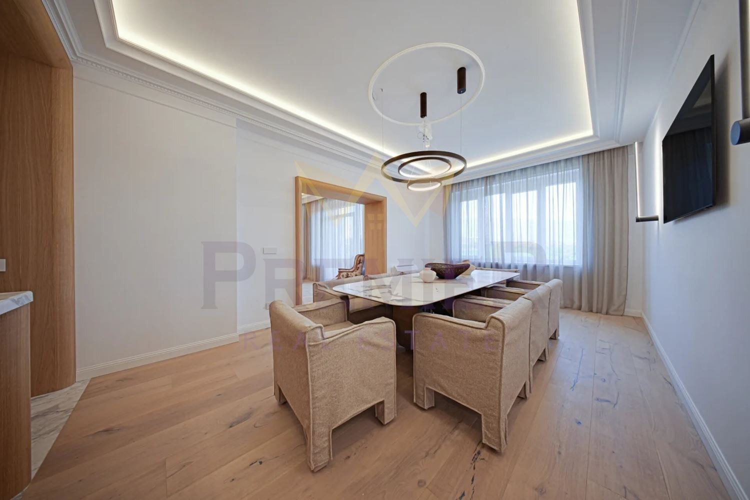 Продава МНОГОСТАЕН, гр. София, Център, снимка 4 - Апартаменти - 54054708