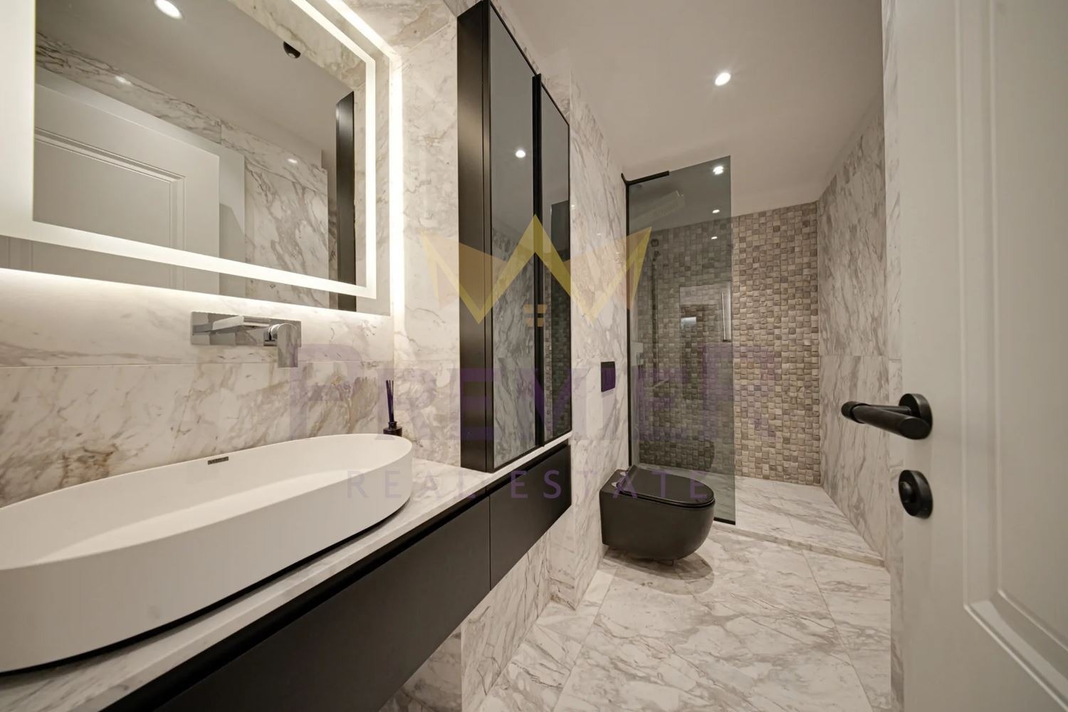 Продава МНОГОСТАЕН, гр. София, Център, снимка 13 - Апартаменти - 54054708