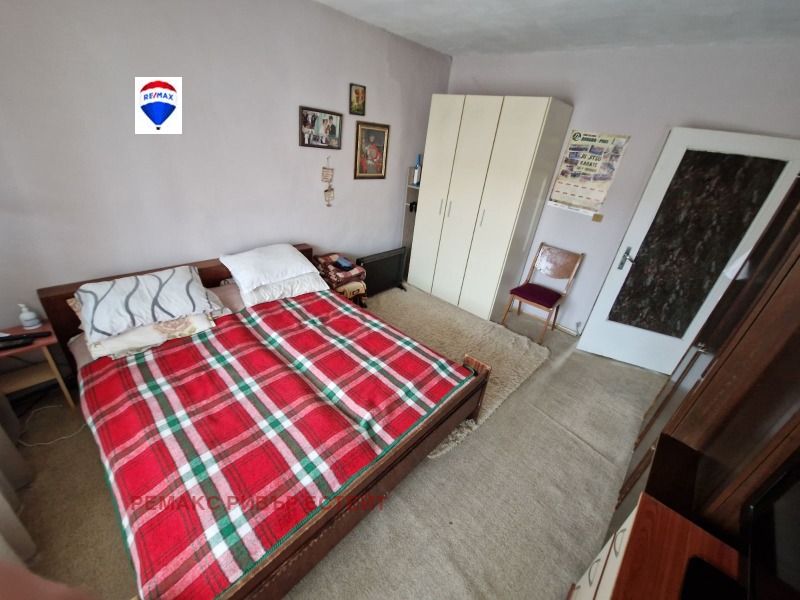 Продава 3-СТАЕН в град Русе, Чародейка - Юг - 80 кв.м / 89 900 € » 175 829.12 лв., РЕМАКС РИВЪР ЕСТЕЙТ