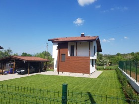 КЪЩА, 100 m2