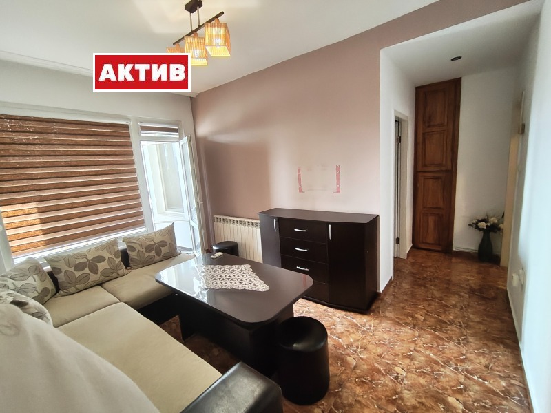 Продава 2-СТАЕН, гр. Търговище, Център, снимка 6 - Апартаменти - 52740803