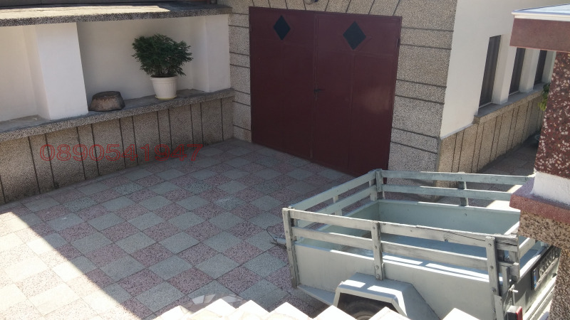 Продава ЕТАЖ ОТ КЪЩА, гр. Хасково, Център, снимка 15 - Етаж от къща - 52902849