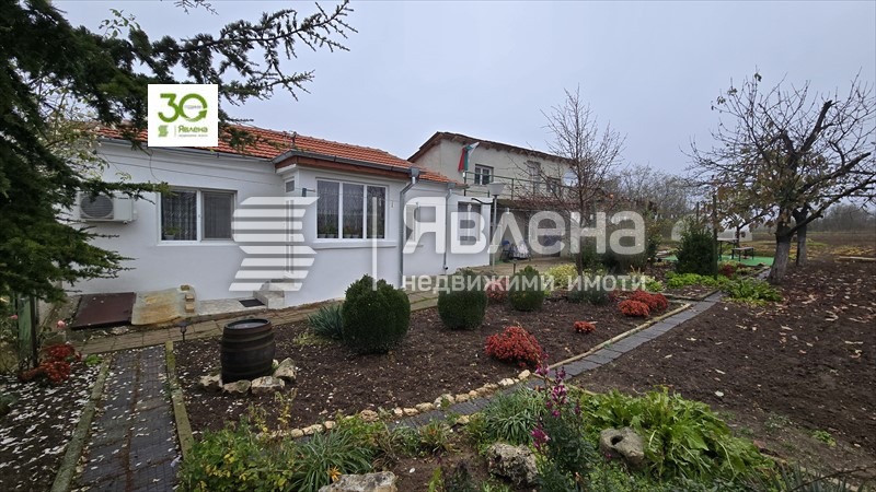 Продава КЪЩА, с. Водица, област Варна, снимка 1 - Къщи - 49000277