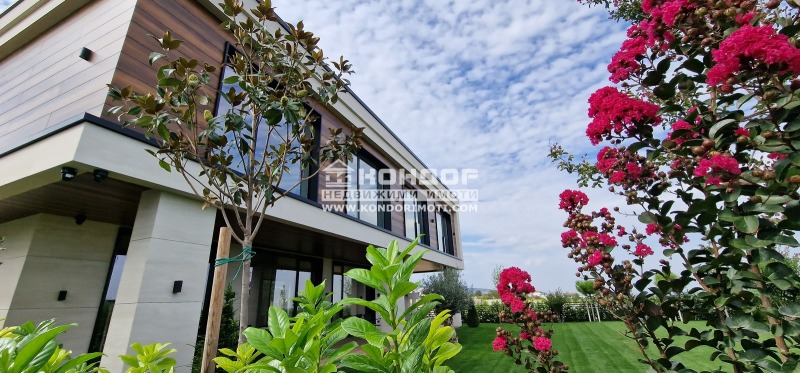 Til salg  Hus region Plovdiv , Markovo , 375 kvm | 49398770