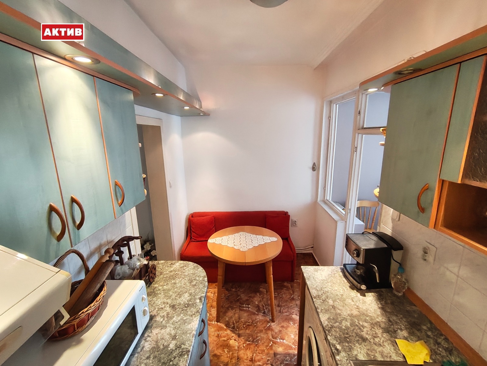 Продава 2-СТАЕН, гр. Търговище, Център, снимка 2 - Апартаменти - 52740803
