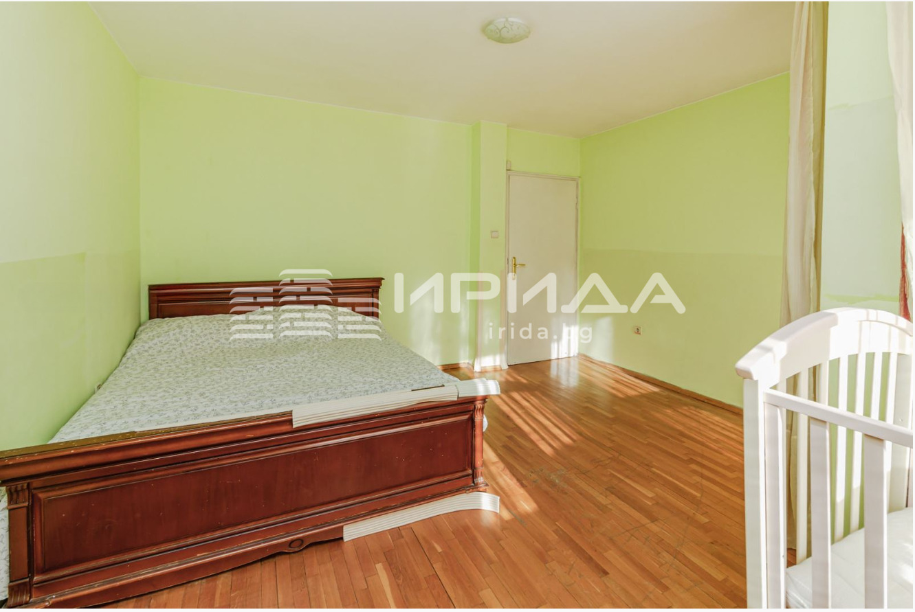 Продава МНОГОСТАЕН, гр. София, Център, снимка 3 - Апартаменти - 55971924