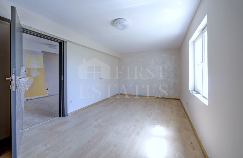 Na prodej  2 ložnice Sofia , Simeonovo , 80 m2 | 19152430 - obraz [3]