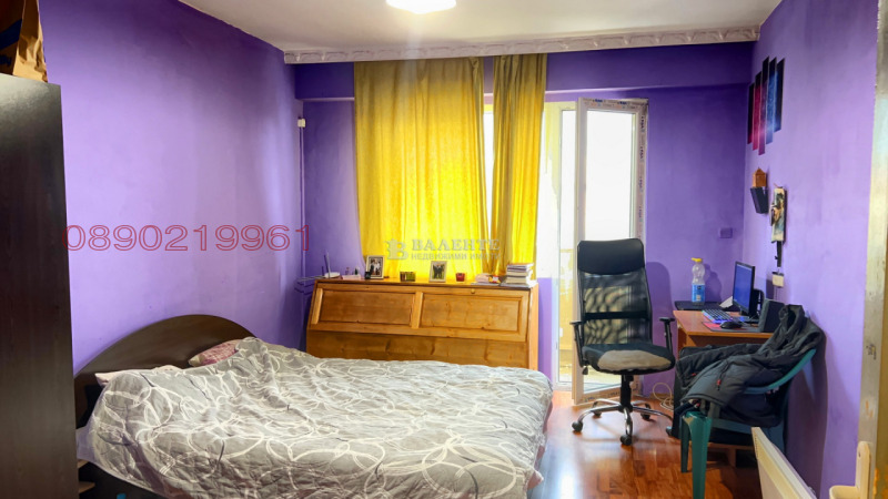 Продава 3-СТАЕН, гр. Свищов, област Велико Търново, снимка 3 - Апартаменти - 52736354