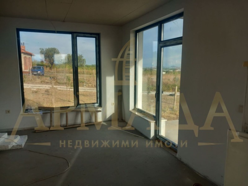 Продава КЪЩА, с. Брестник, област Пловдив, снимка 1 - Къщи - 49180679