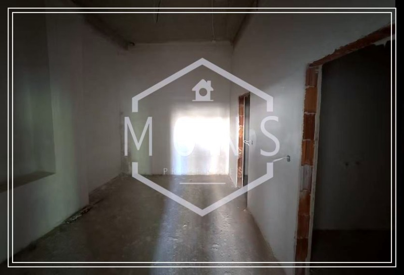 Na prodej  Prodejna Veliko Tarnovo , Buzludža , 324 m2 | 68037892 - obraz [3]
