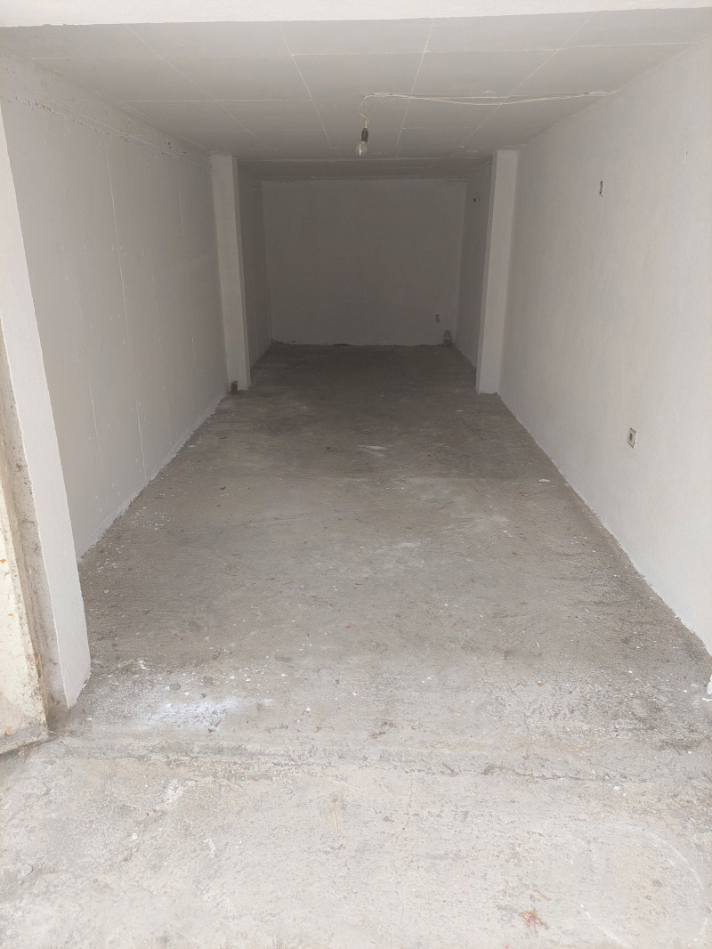 Na sprzedaż  Garaż Stara Zagora , Bila , 21 mkw | 78624898 - obraz [2]