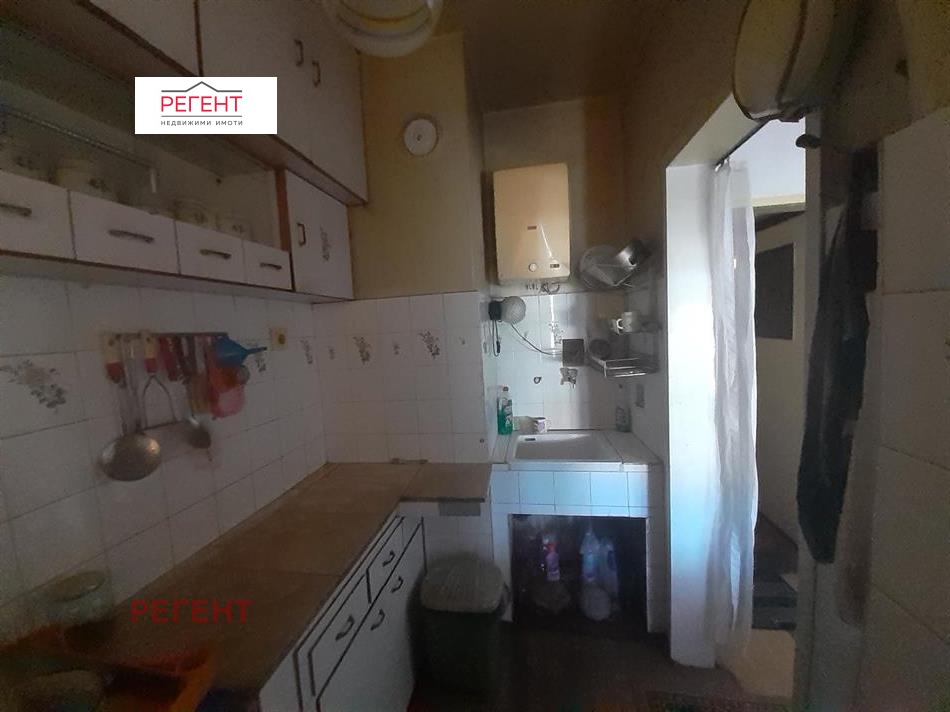 Продава 3-СТАЕН, гр. Севлиево, област Габрово, снимка 2 - Апартаменти - 55555978