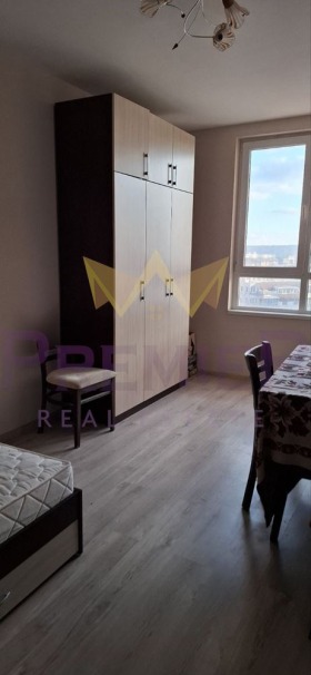 1 chambre Lyatno kino Trakiya, Varna 5