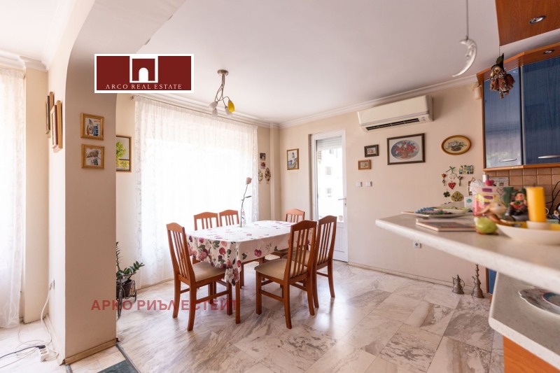 Na prodej  3 ložnice Sofia , Belite brezi , 175 m2 | 37552876 - obraz [5]