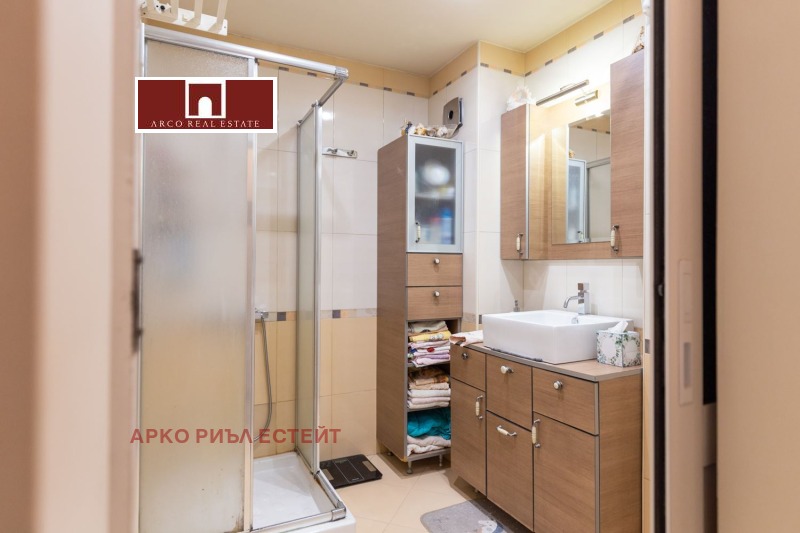Na prodej  3 ložnice Sofia , Belite brezi , 175 m2 | 37552876 - obraz [16]