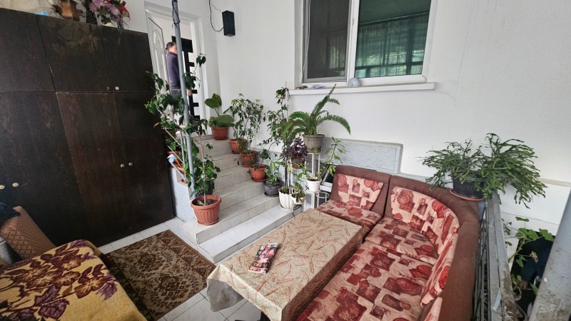 Продава КЪЩА, гр. Разград, Бели Лом, снимка 4 - Къщи - 52520807