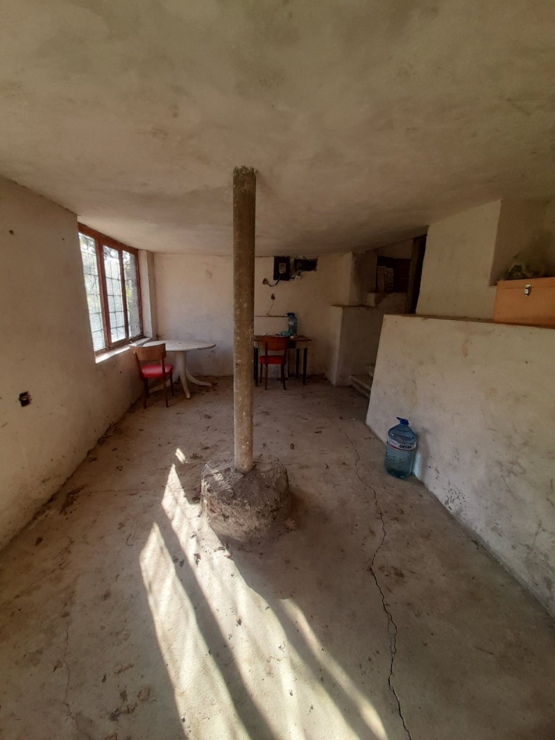 Продава КЪЩА, с. Искрец, област София област, снимка 7 - Къщи - 52874770