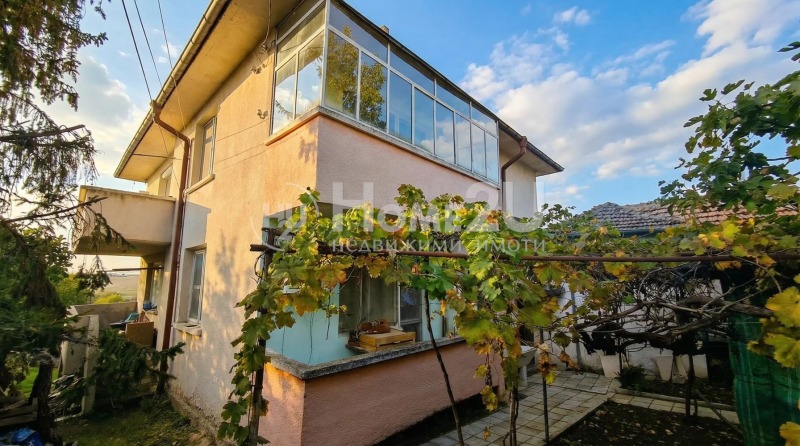 Продава КЪЩА, гр. Бургас, с. Маринка, снимка 2 - Къщи - 53093565