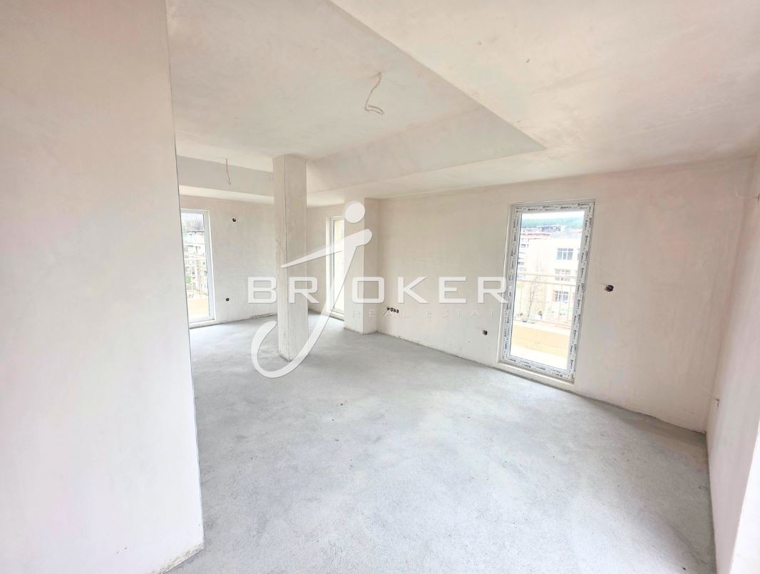 Продава 3-СТАЕН, гр. Кърджали, Център, снимка 3 - Апартаменти - 53912772