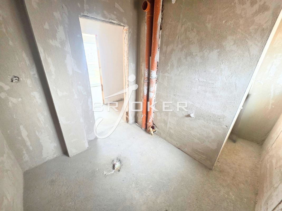 Продава 3-СТАЕН, гр. Кърджали, Център, снимка 10 - Апартаменти - 53912772