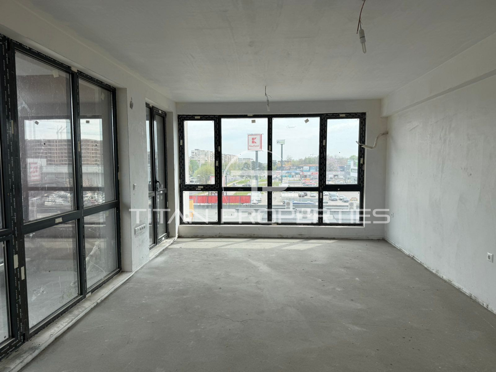 Продава 3-СТАЕН, гр. Пловдив, Тракия