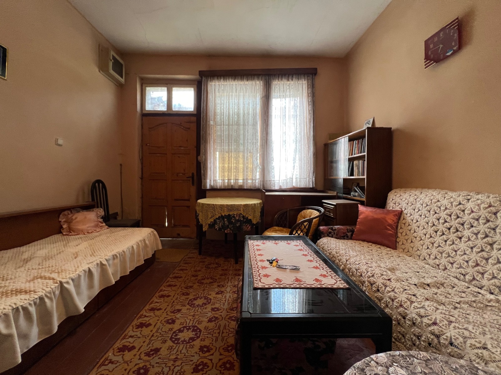 Продава КЪЩА, гр. София, Горубляне, снимка 2 - Къщи - 55207240