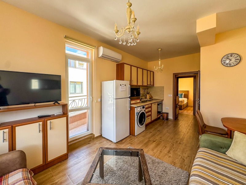 Продава  2-стаен град Бургас , Сарафово , 56 кв.м | 88852040 - изображение [3]