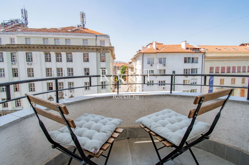 Satılık  2 yatak odası Sofia , Centar , 82 metrekare | 60002827