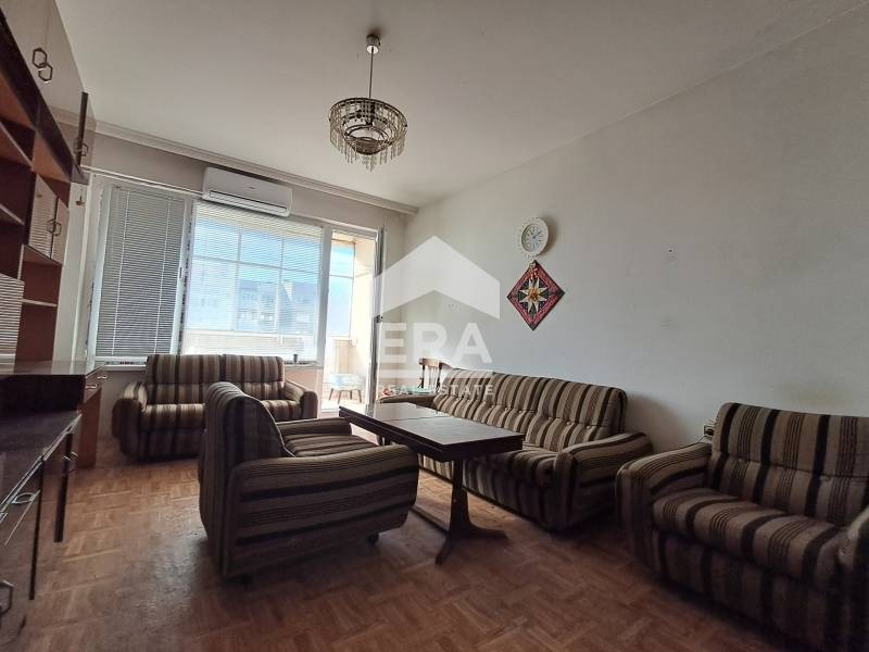 Продава 3-СТАЕН, гр. Варна, Левски 2